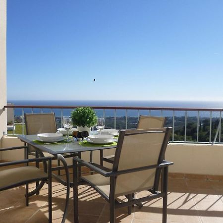 Fine Duplex Apartment With Stunning Sea Views Марбелья Екстер'єр фото